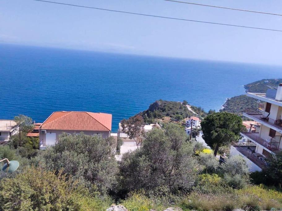Golden Sunrise - Nikos Home Gythio Exterior foto